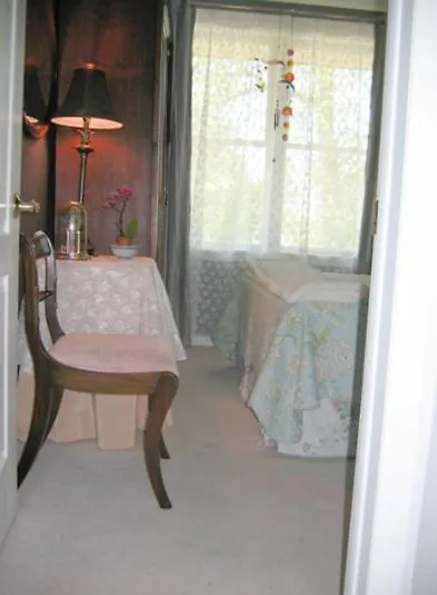 ***  Dorchester House Bed and Breakfast Niagara Falls Canadá