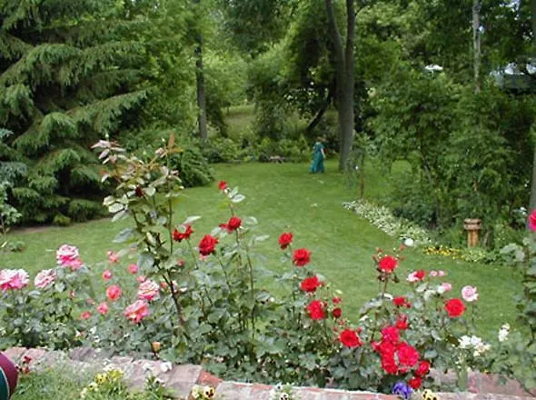 Dorchester House Bed & Breakfast Niagara Falls